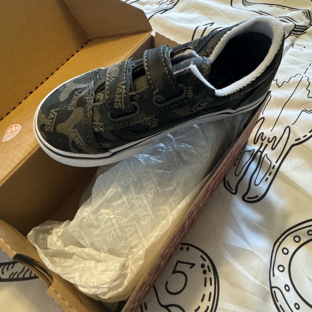 Vans Kids Camo Sneakers